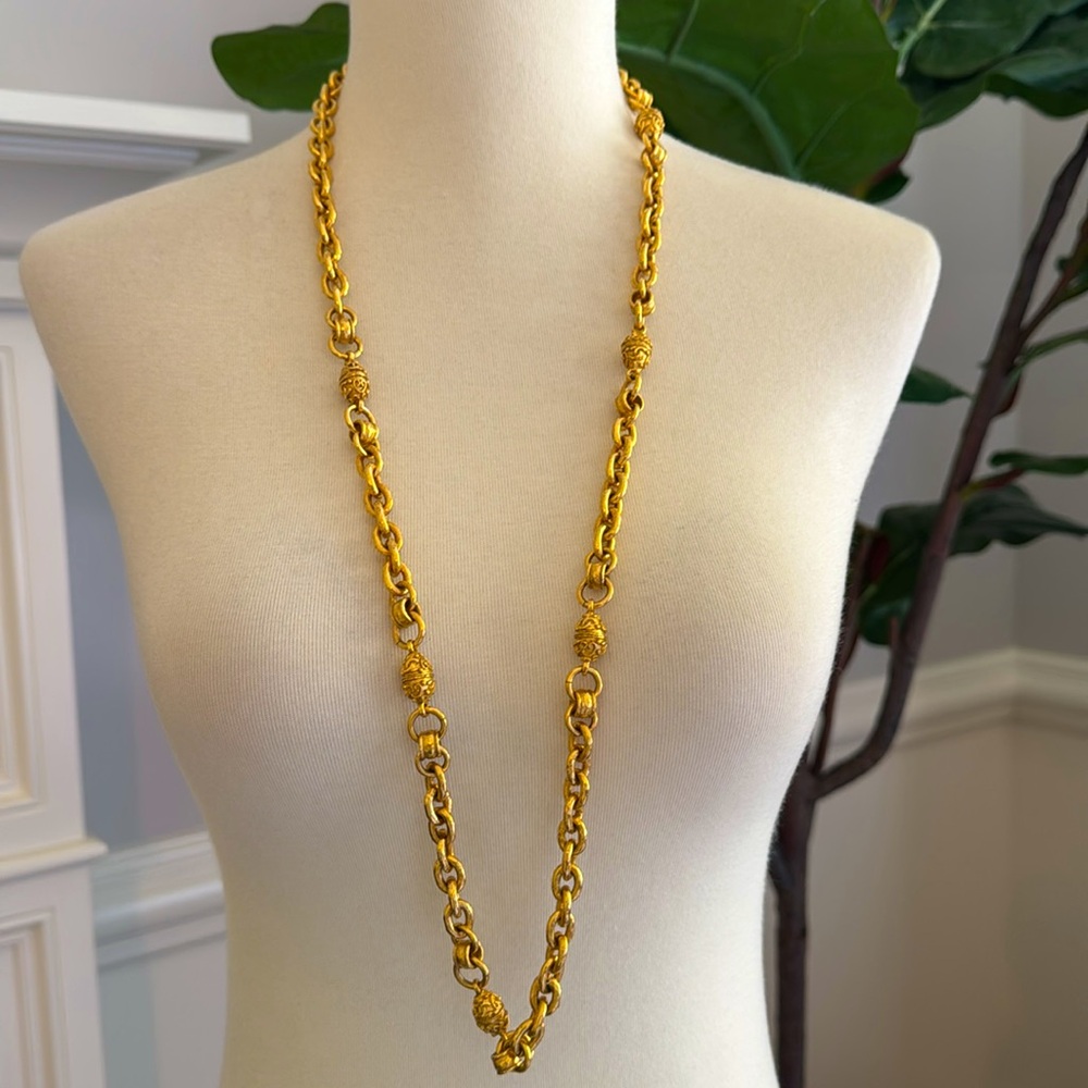 Chanel Vintage Gold Chain CC Faberge Station Filagree Link Statement Necklace - Picture 2 of 7